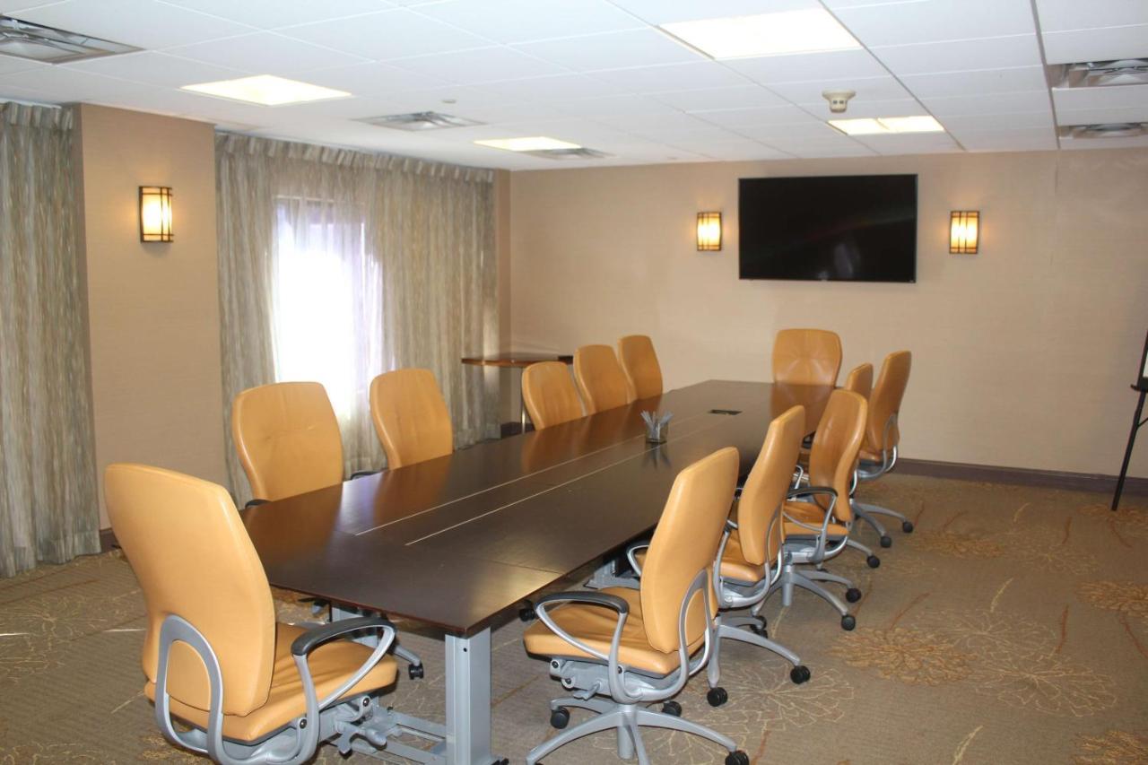 Brandywine Plaza Hotel Claymont Luaran gambar